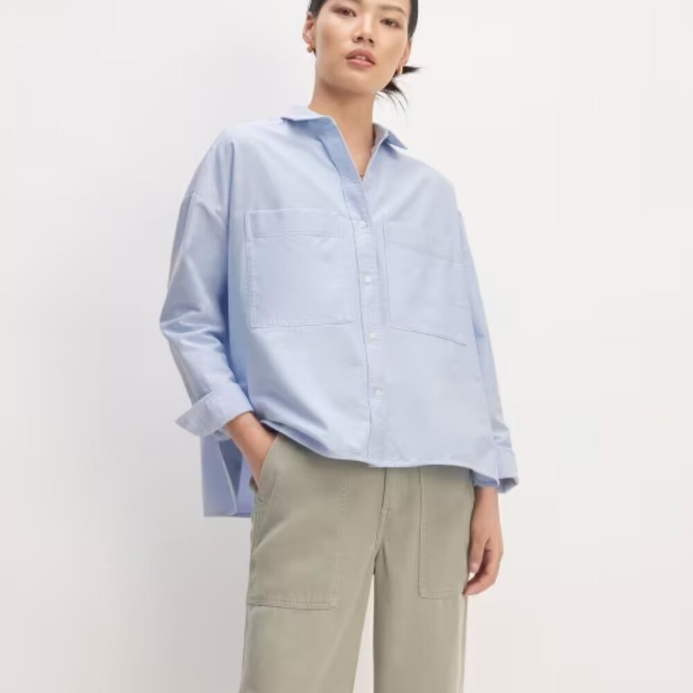 Everlane – The Boxy Oxford Shirt